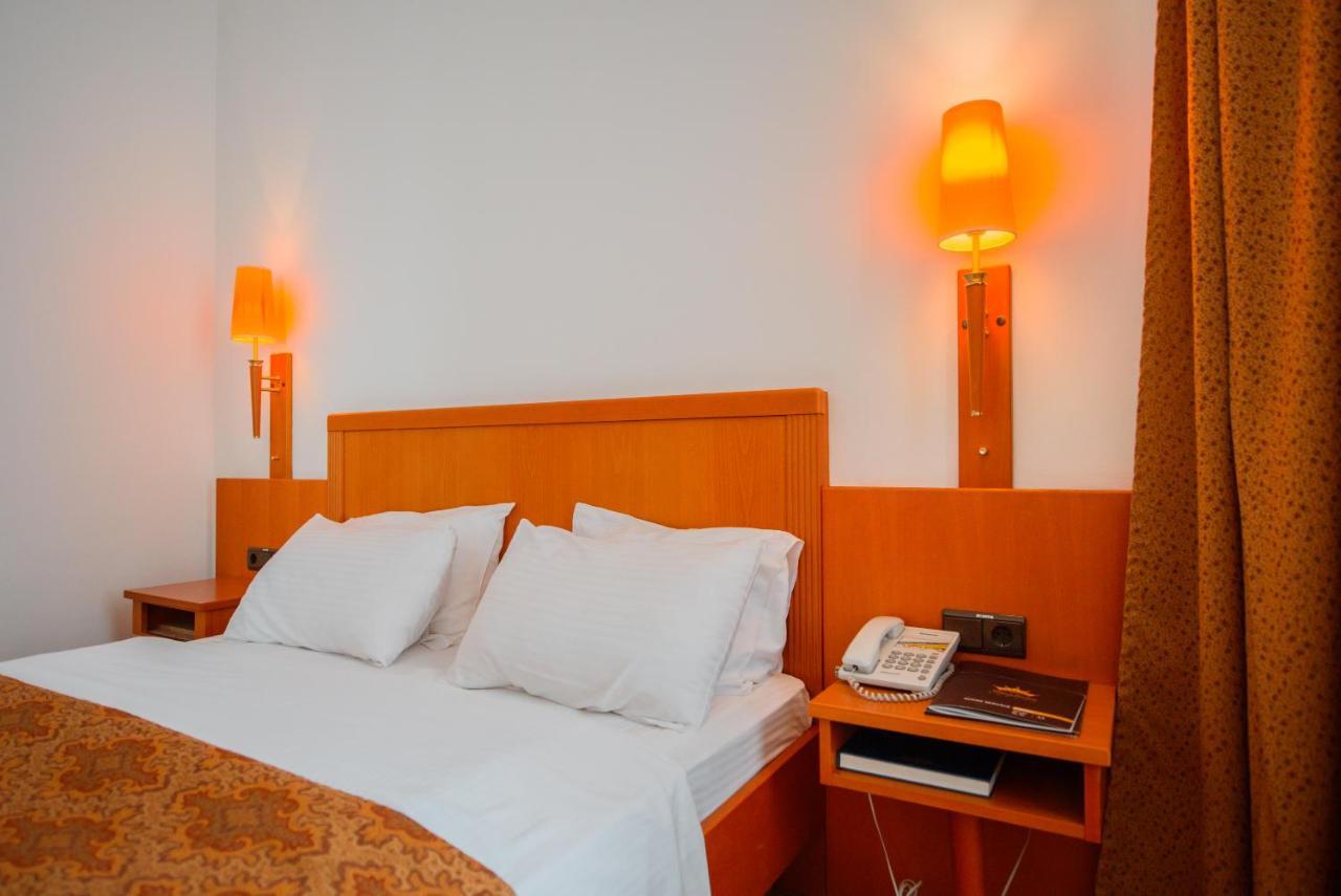 Kazakhstan Express Hotel Almaty Ngoại thất bức ảnh